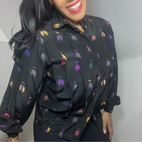 Vintage silk button down blouse black boy silhouette graphic AOP artsy retro fun - Picture 4 of 9